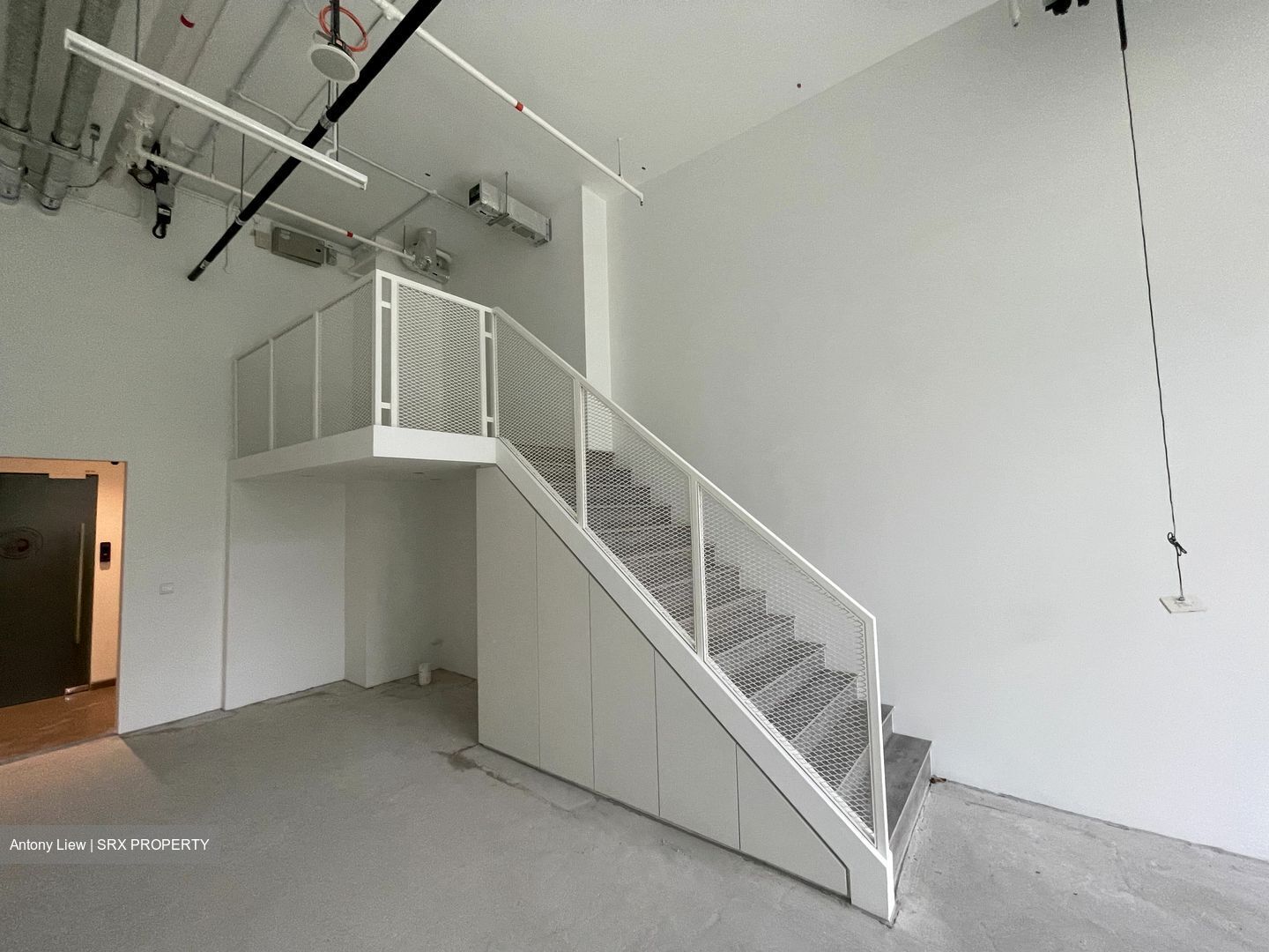 Woods Square (D25), Office #454955311